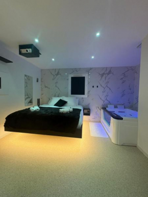 Love Room DM Room